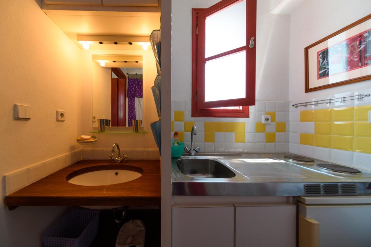 Aphrodite Villas Halki - Studio Rosa Luaran gambar